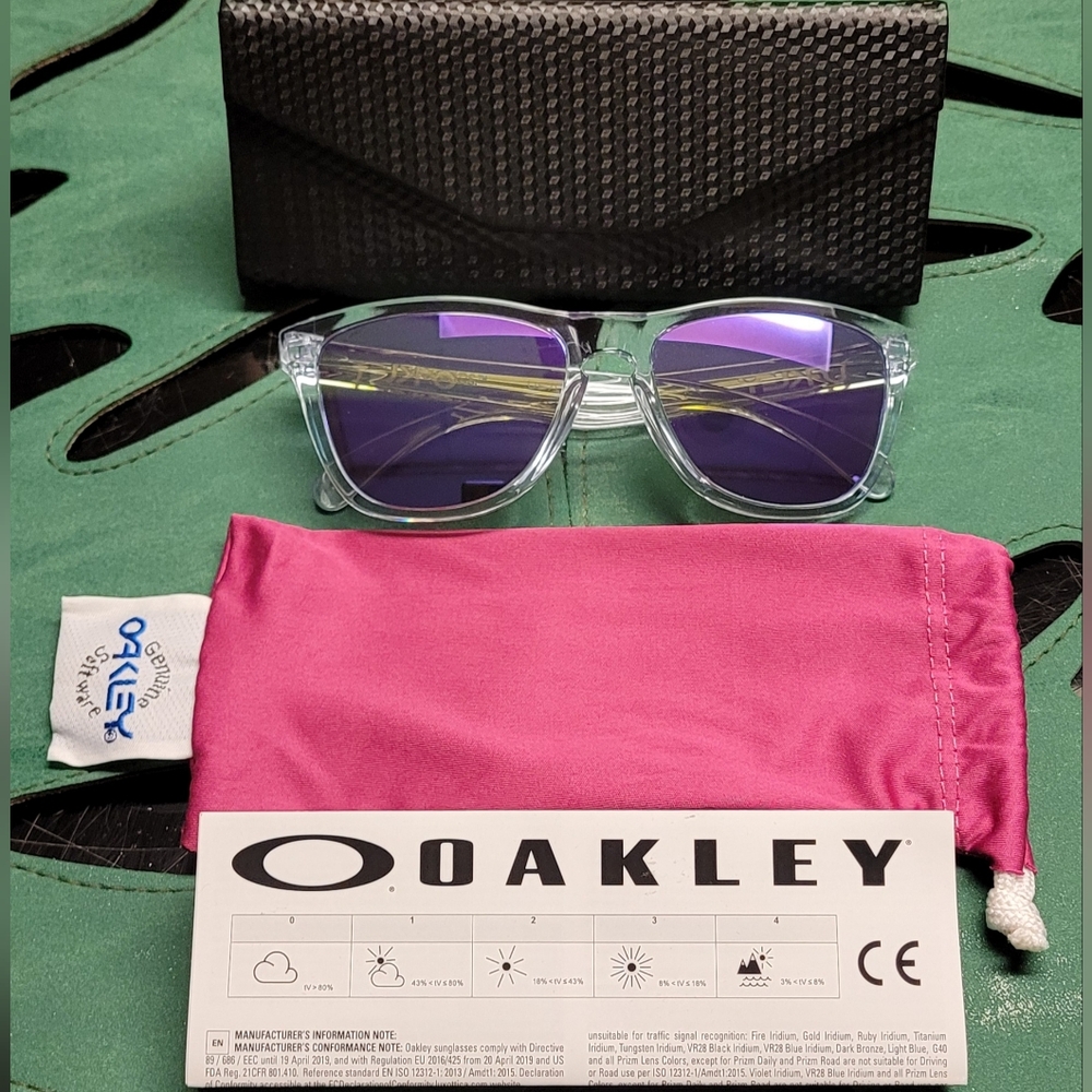 Women's Oakley Sunglasses
